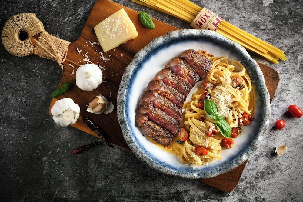 Фото Moxy Bangkok Ratchaprasong