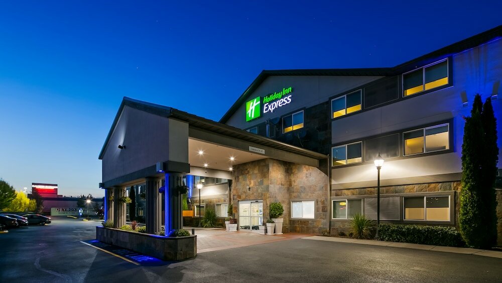 Фото Holiday Inn Express & Suites Everett, an Ihg Hotel