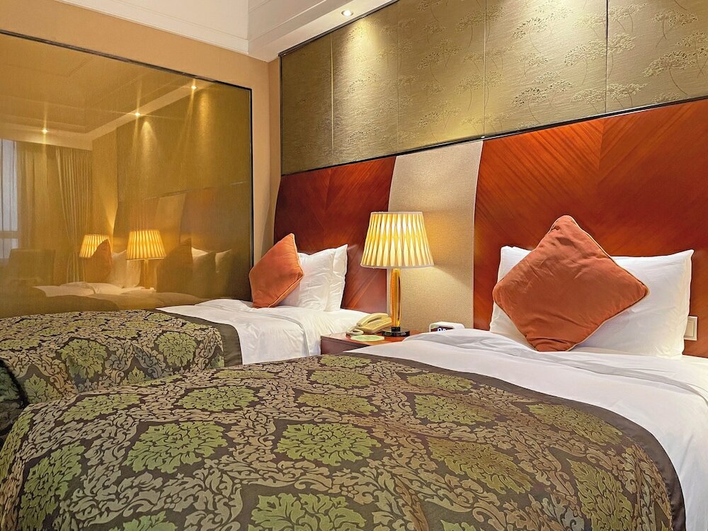 Фото Merry Hotel Shanghai