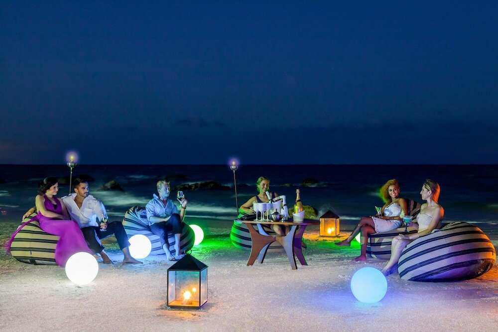 Фото Centara Grand Beach Resort & Villas Hua Hin