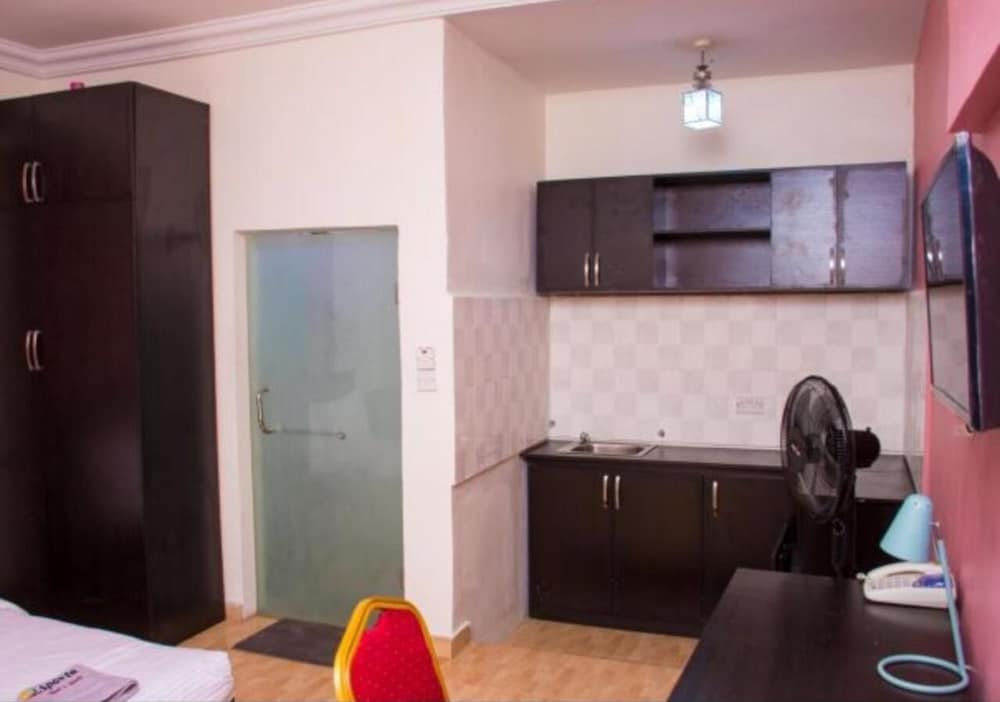 Фото Esporta Hotel Yaba