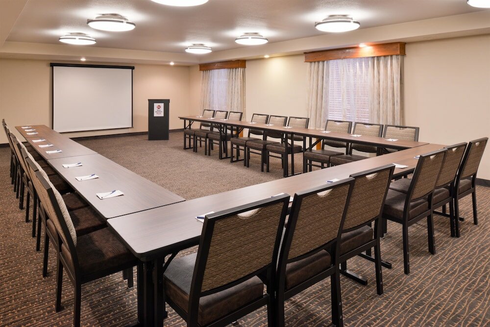 Фото Best Western Plus Sidney Lodge