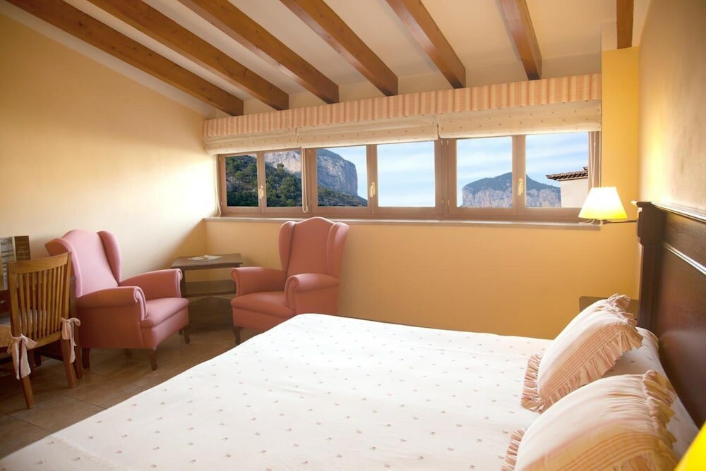 Фото Hotel Can Xim