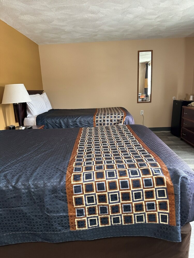 Фото Wickford Motor Inn