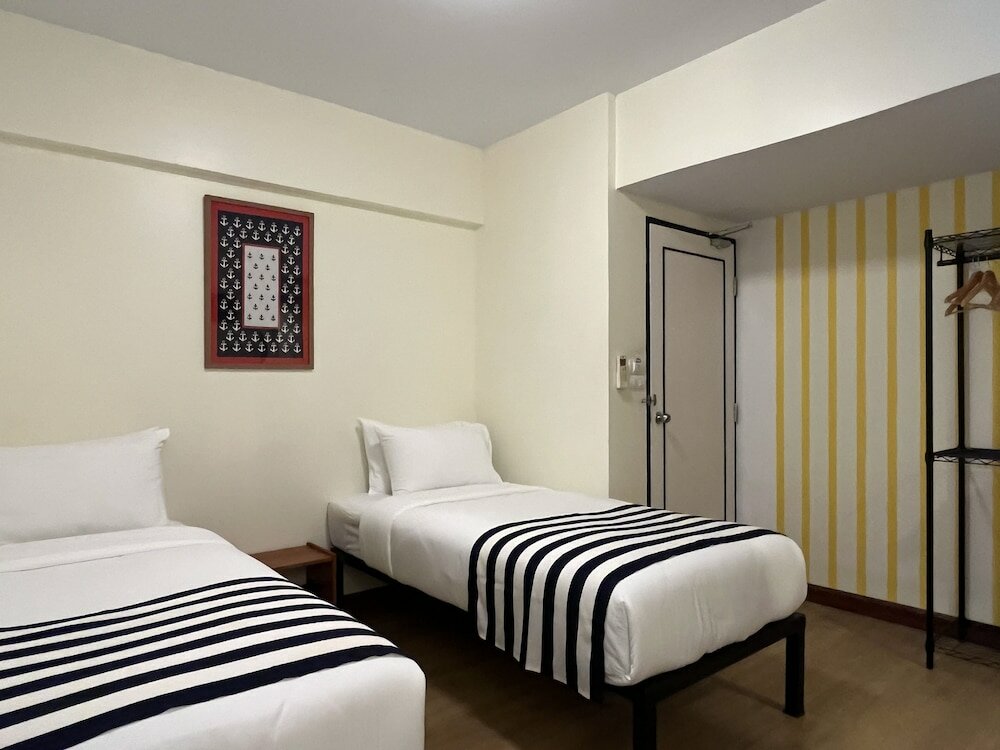 Фото Nautical Home Bed & Breakfast Khaolak