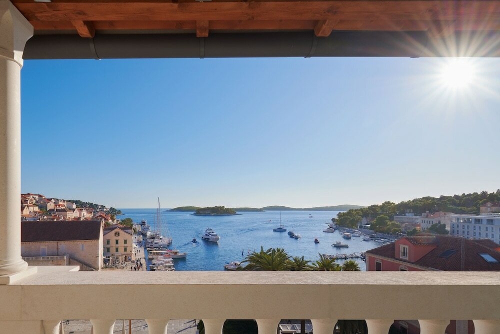 Фото Palace Elisabeth, Hvar Heritage Hotel