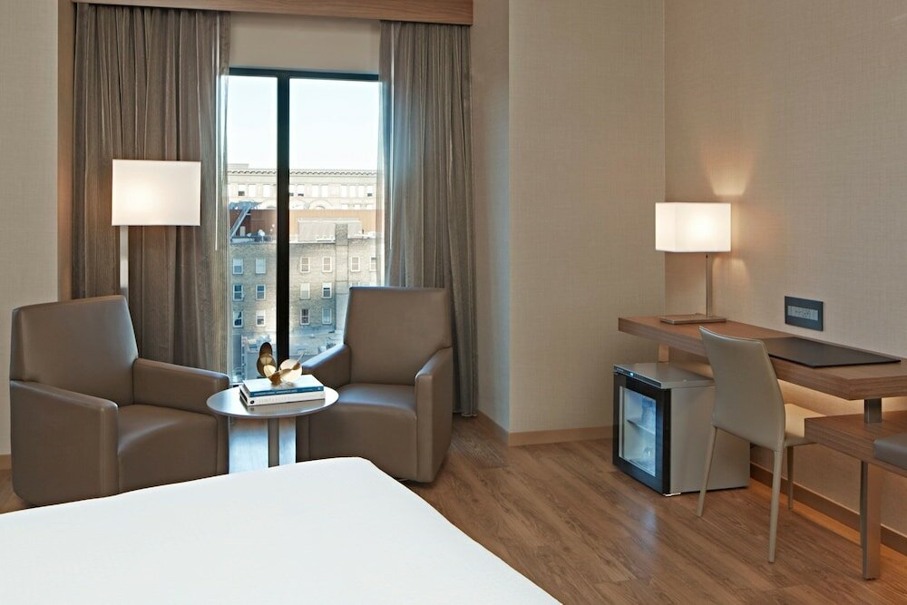 Фото Ac Hotel by Marriott Minneapolis Downtown