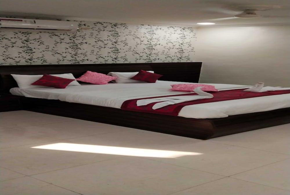 Фото Sai Sharan Stay Inn