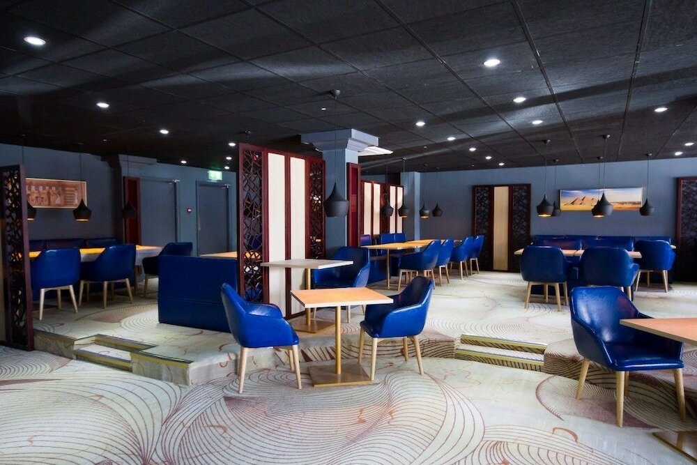 Фото DJ Suites Blackpool