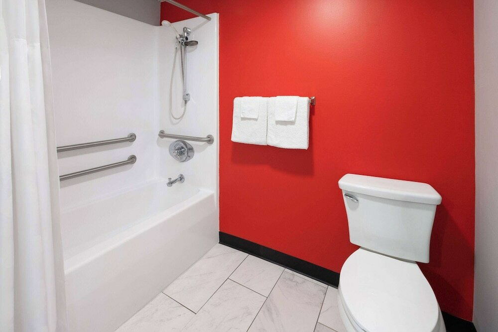 Фото Forest Hill Inn