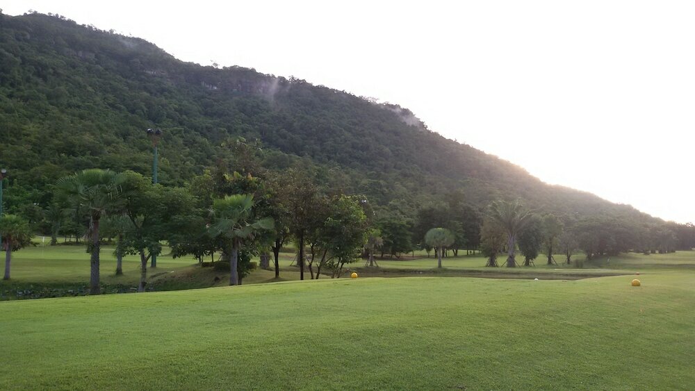 Фото Phubachiang Golf & Resort Pakse