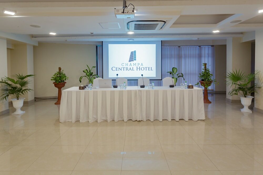 Фото Champa Central Hotel