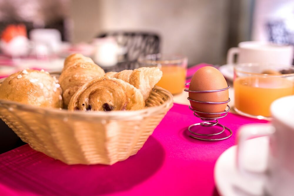 Фото Hôtel du Cadran by Collection Vesper