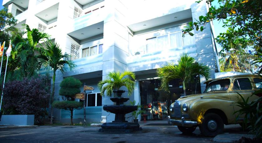 Фото Tilko Jaffna City Hotel