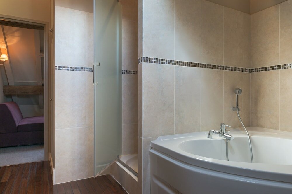 Фото Aux Vieux Remparts