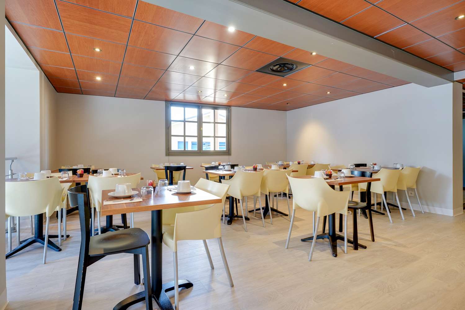 Фото Atrium Hotel