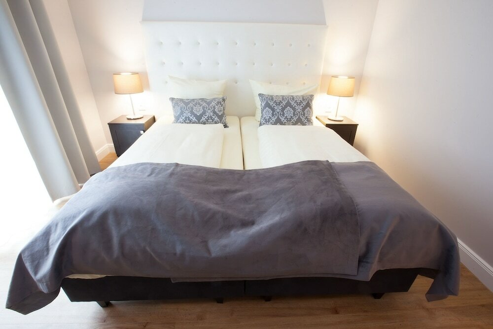 Фото Hotel Rheinischer Hof