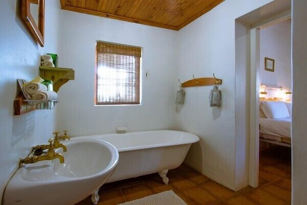 Фото The Barracks