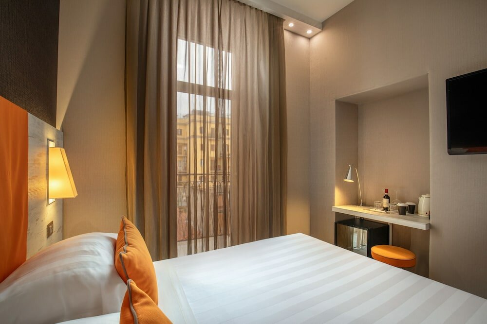 Фото Отель The Guardian