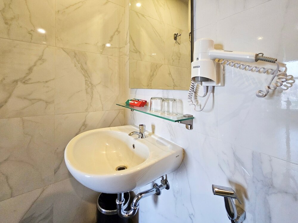 Фото Hotel 88 Kedungsari by Wh