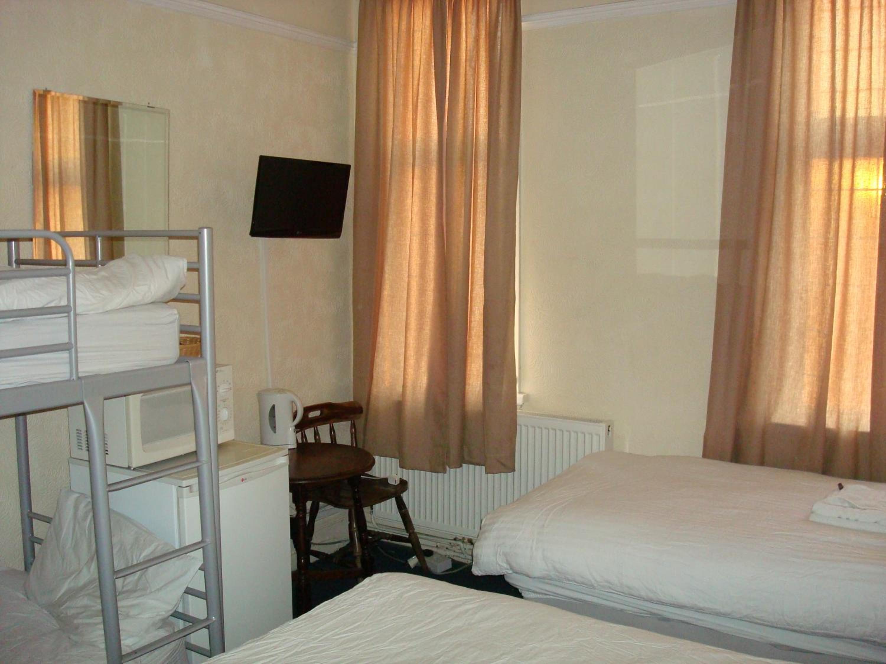 Фото Forest Gate Hotel