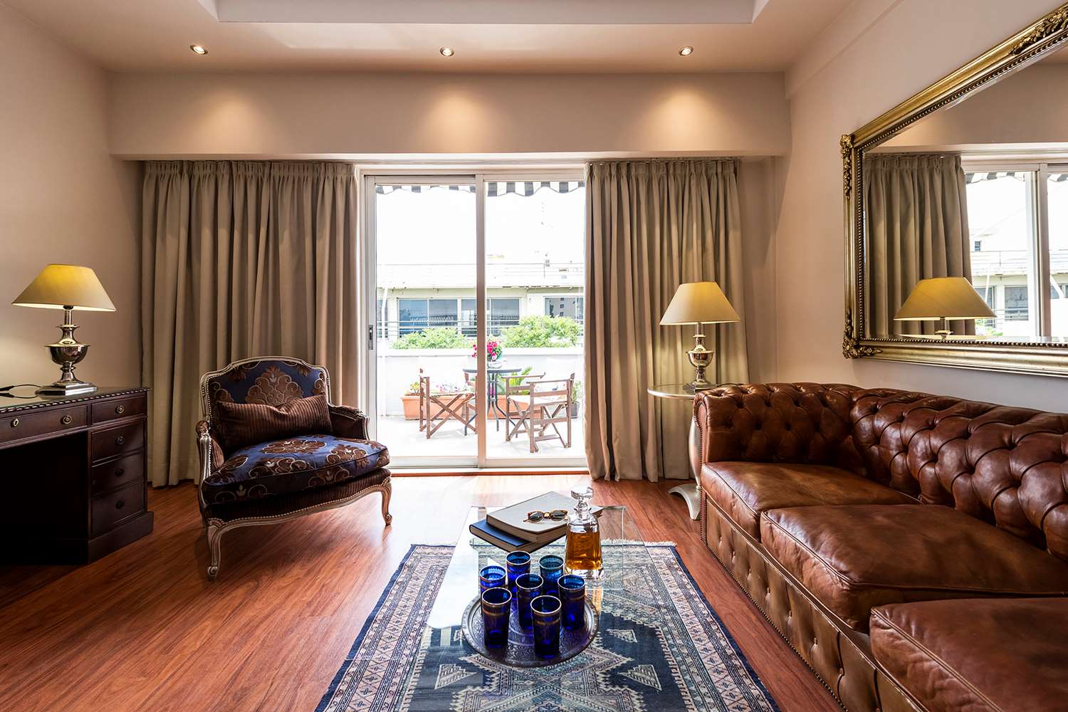 Фото Best Western Plus Embassy Hotel