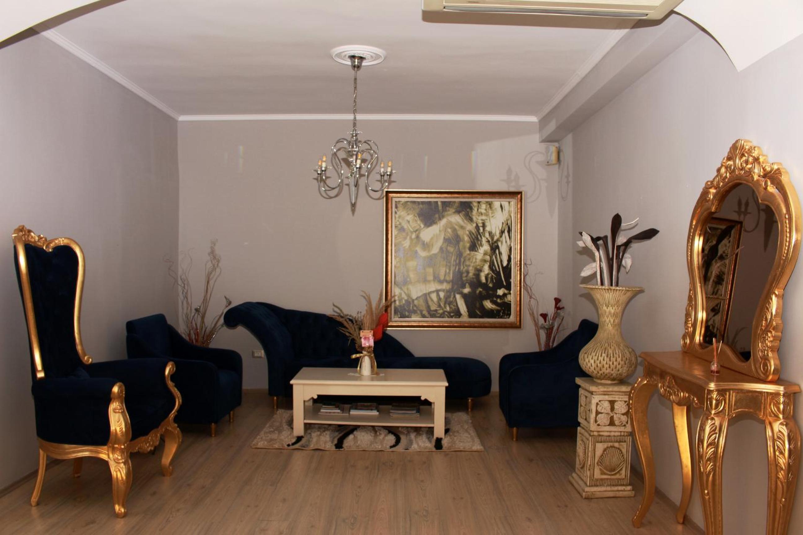 Фото Theranda Boutique Hotel