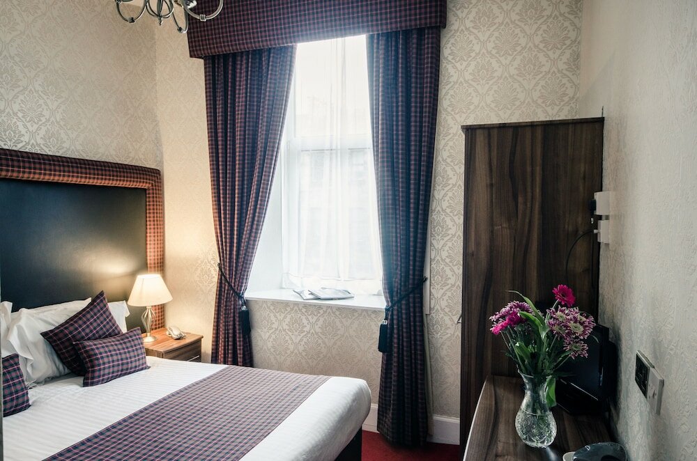 Фото Argyll Hotel