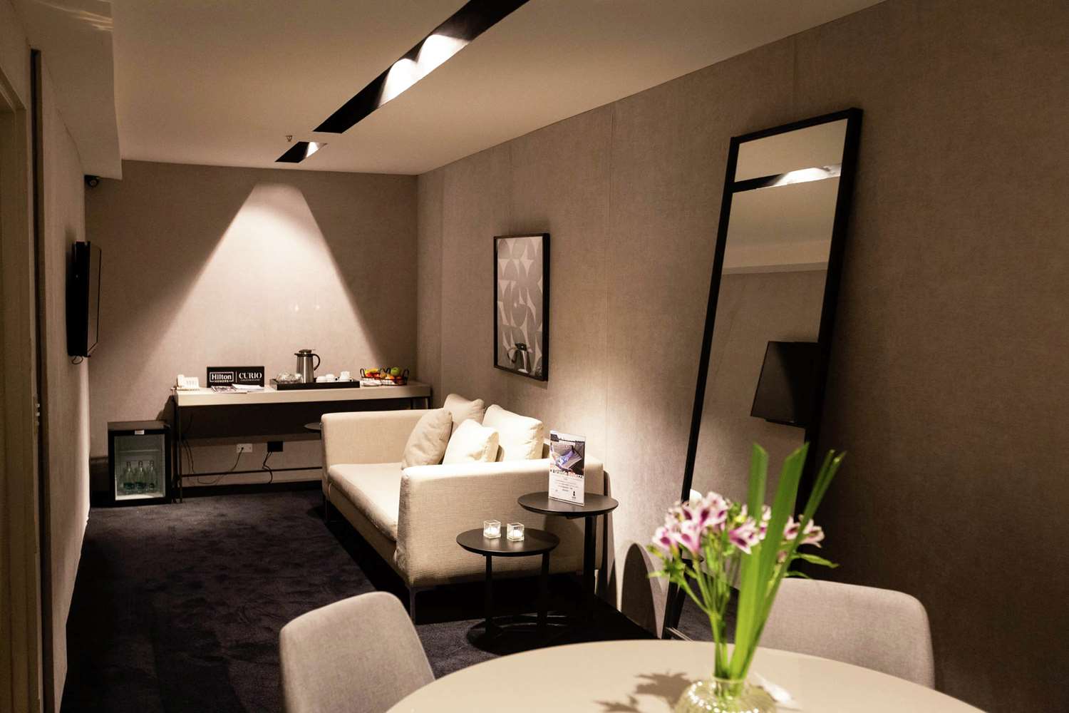 Фото Anselmo Buenos Aires Curio Collection by Hilton