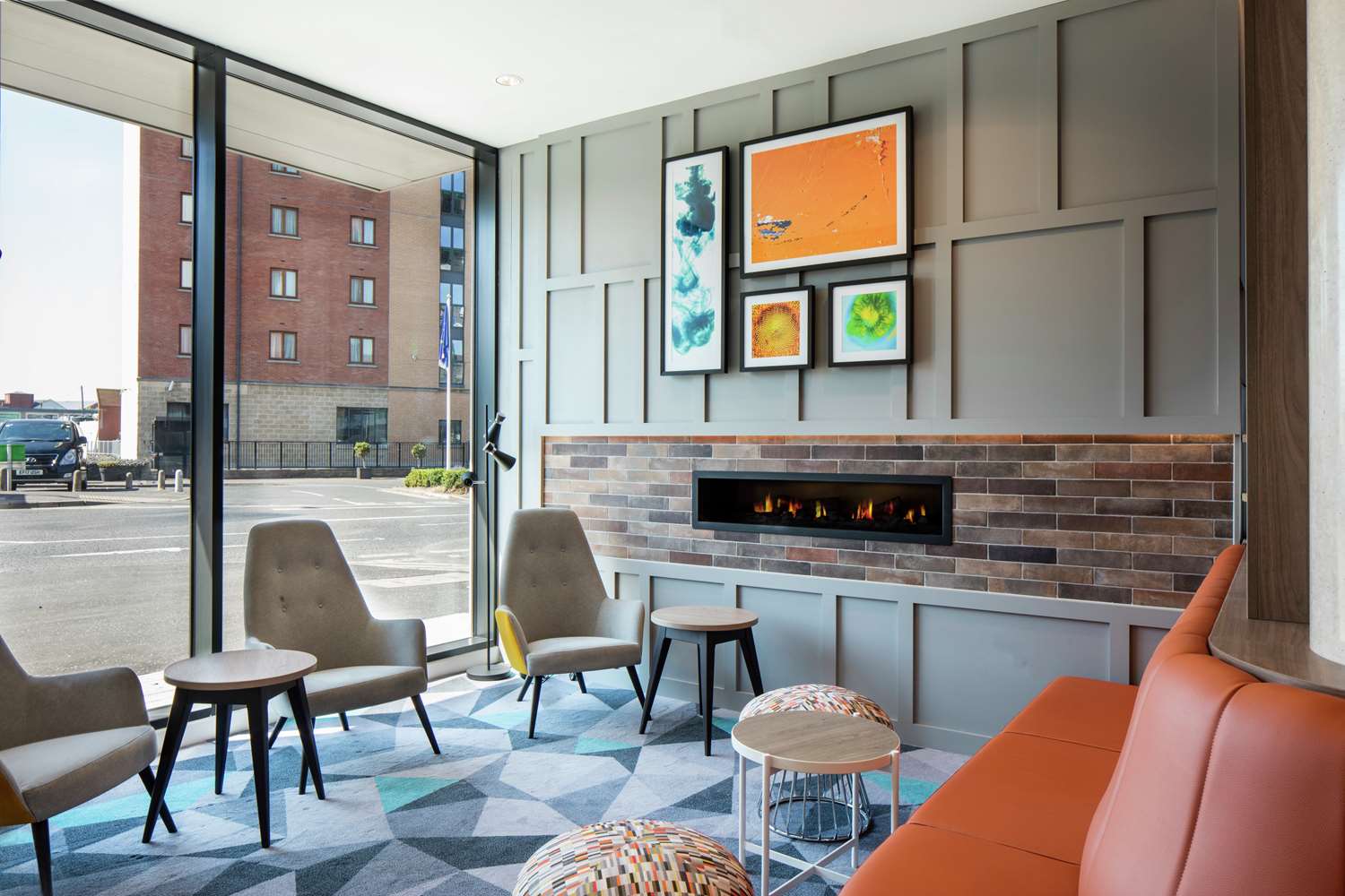 Фото Hampton by Hilton Belfast City Centre