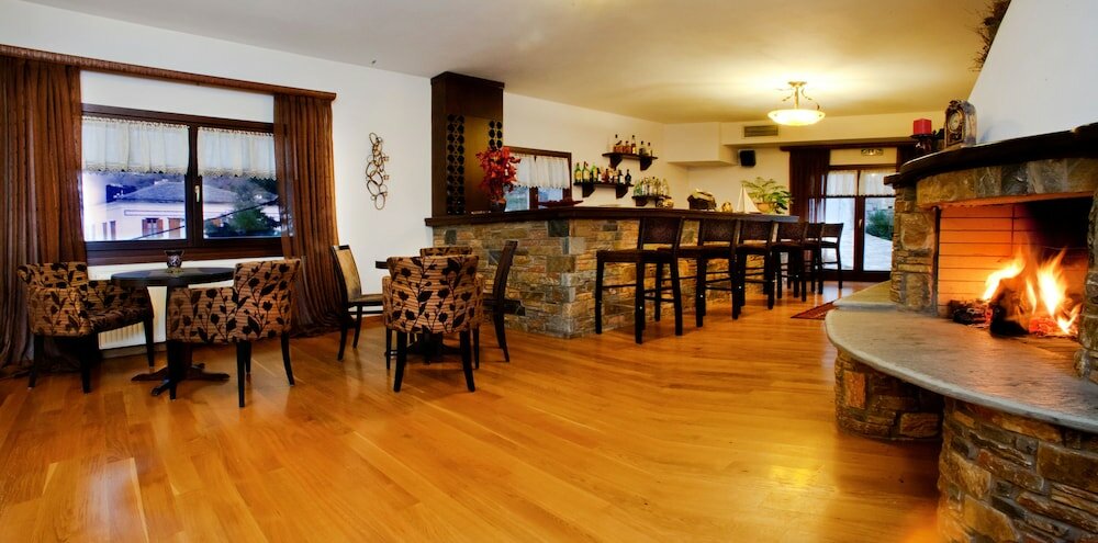 Фото Erofili Hotel and Suites