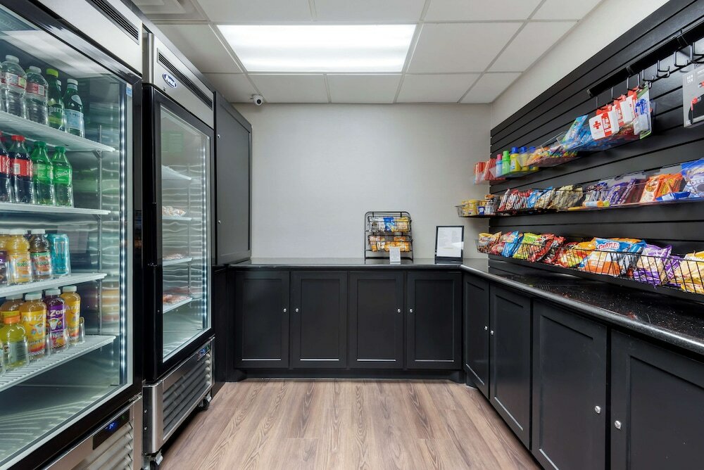 Фото Best Western Plus Arlington North Hotel & Suites