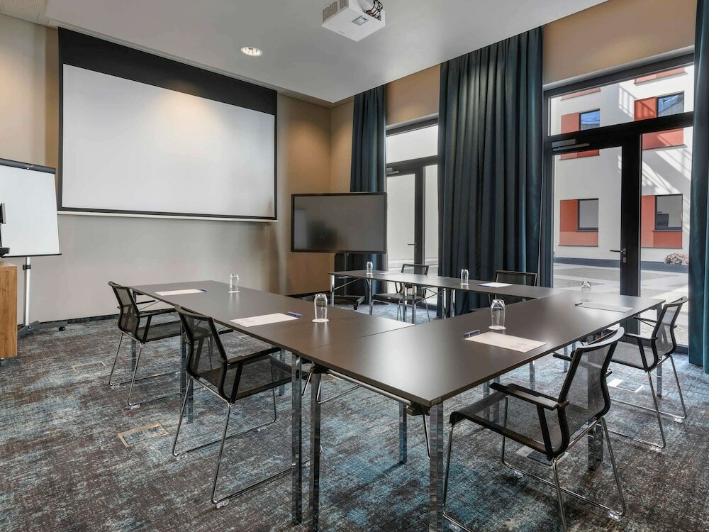 Фото Novotel Regensburg Zentrum