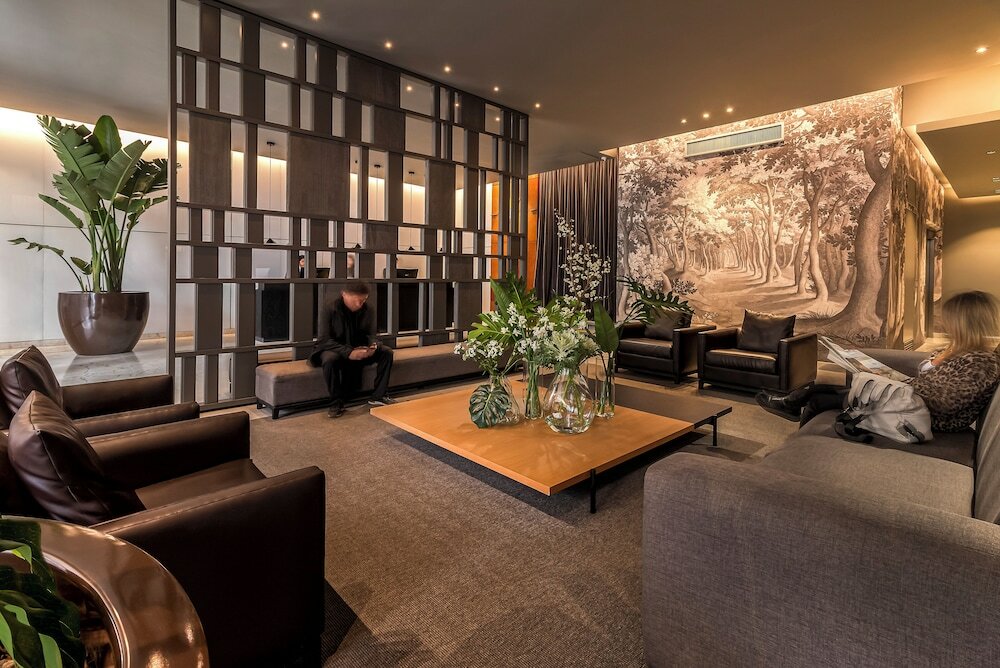 Фото Broadway Hotel & Suites