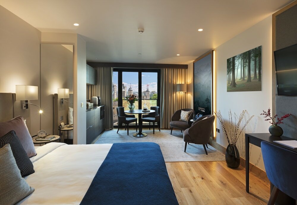 Фото Отель Tower Suites by Blue Orchid