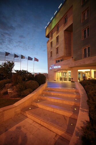 Внешний вид отеля Hotel Tiber Fiumicino в Фьюмичино, фото 5