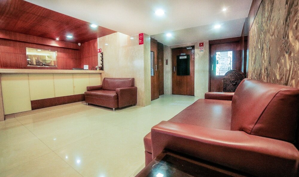 Фото Lucky Hotel Bandra