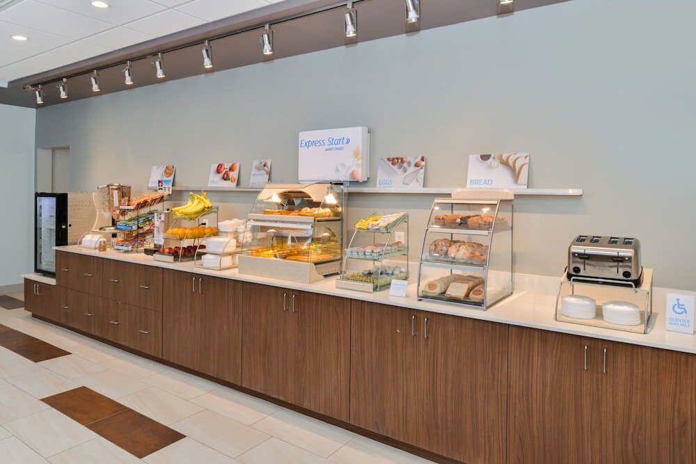 Фото Holiday Inn Express & Suites Ogallala, an Ihg Hotel