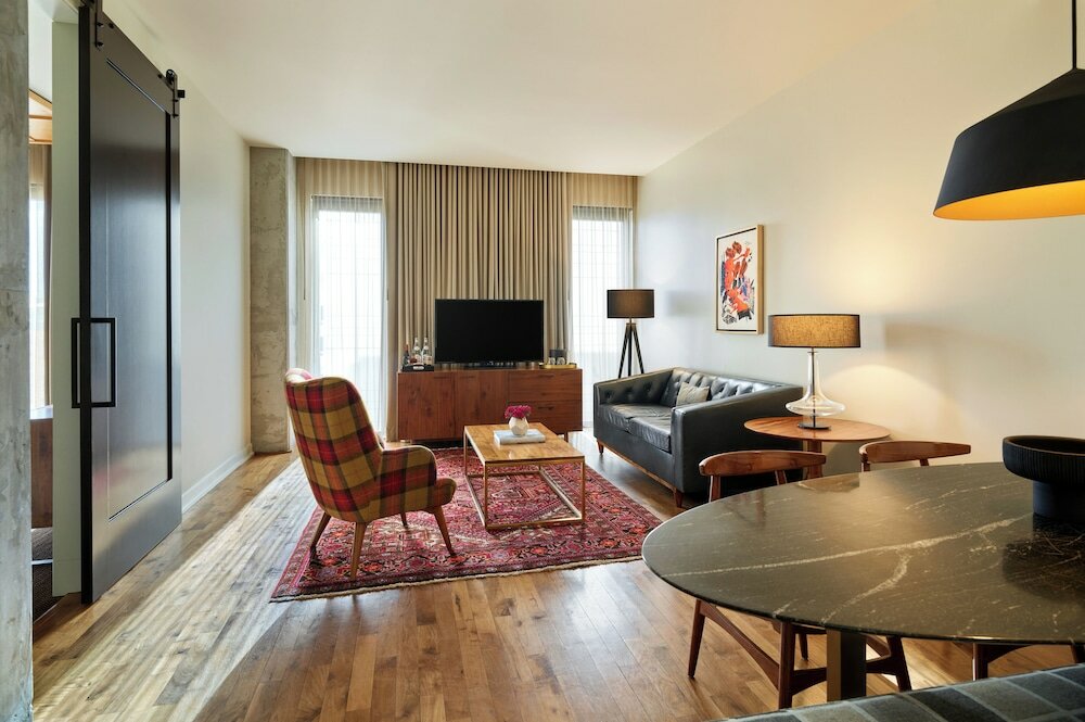 Фото Kimpton Hotel Born, an Ihg Hotel