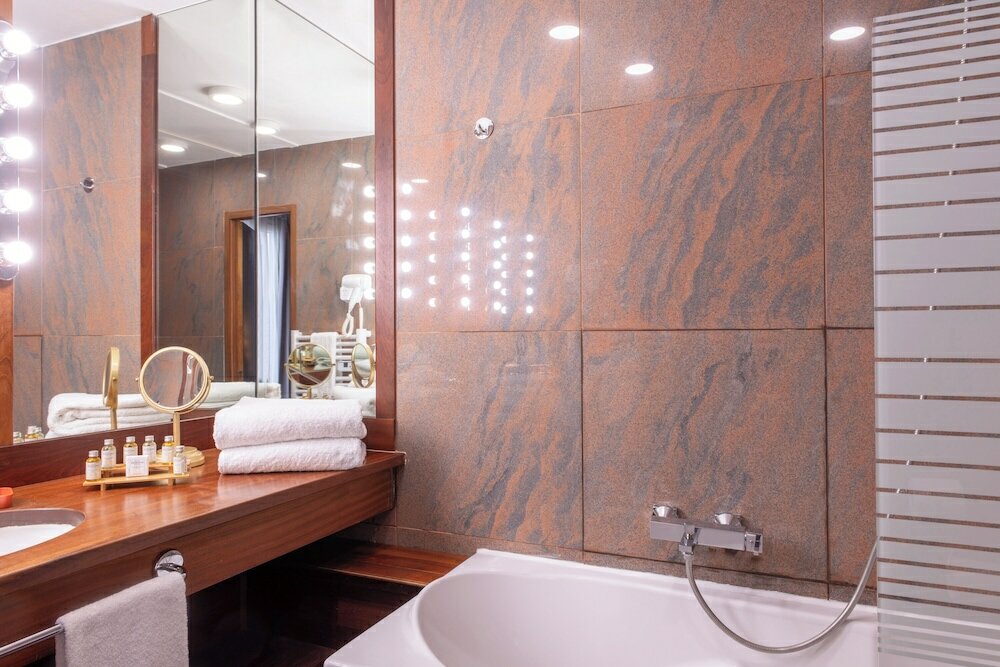 Фото Hotel George Sand Opéra Paris