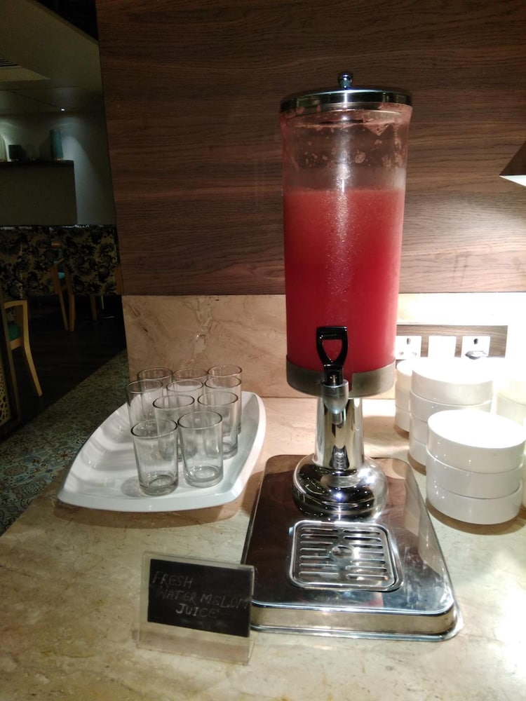 Фото The International by Tunga