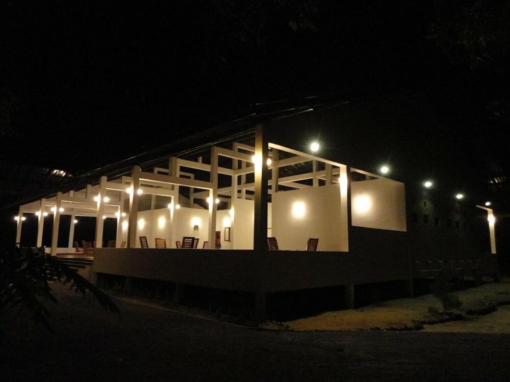 Фото Hotel Naaval
