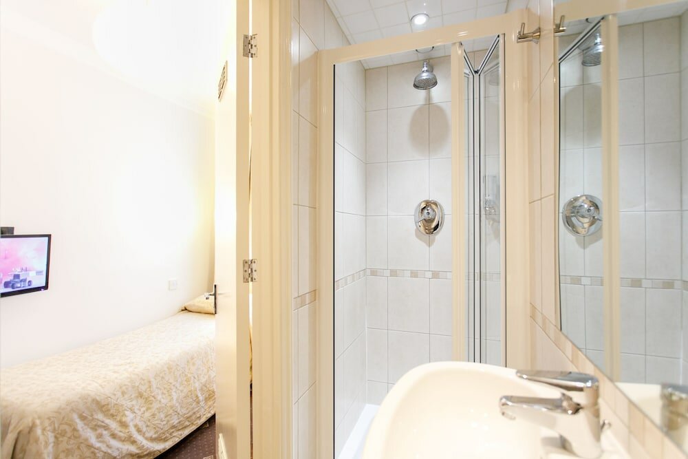 Фото Jesmond Hotel