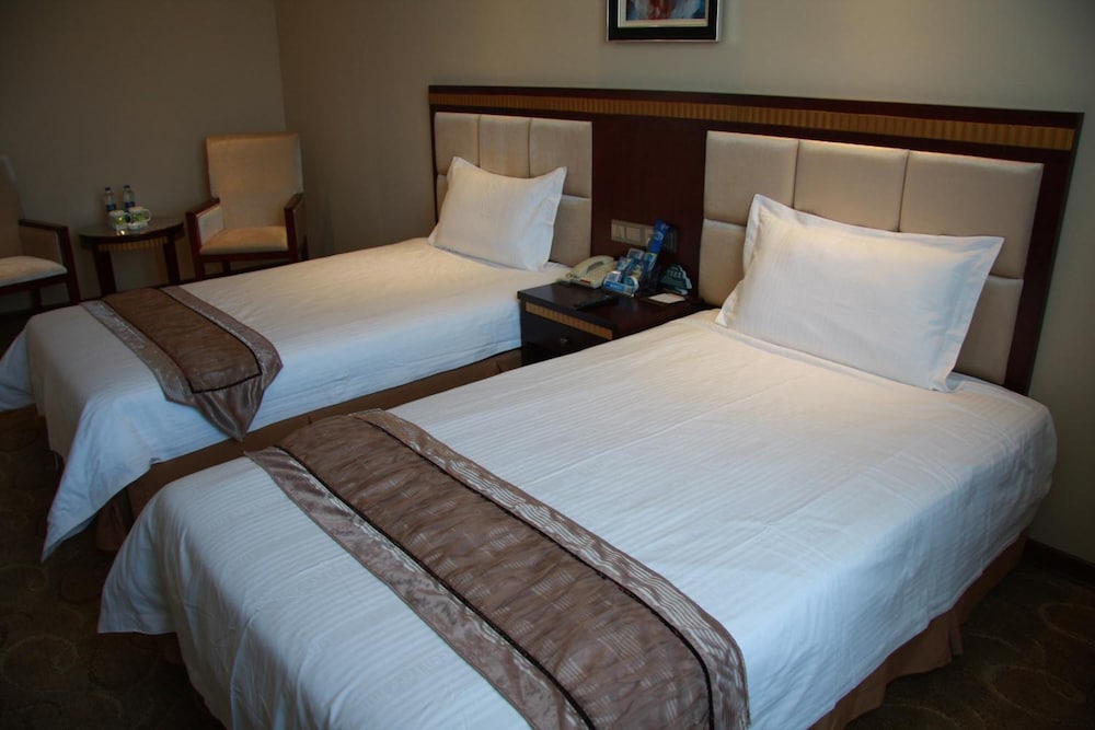 Фото GreenTree Inn Shantou Chengjiang Road Business Hotel