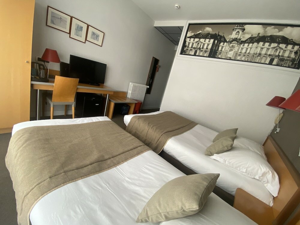 Фото Hotel Des Lices