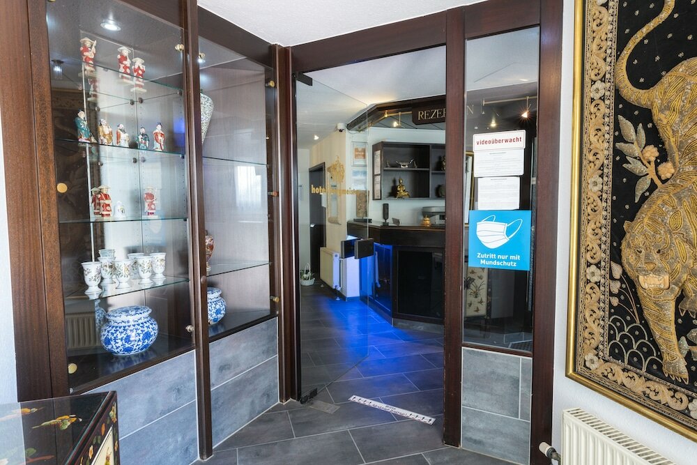 Фото Hotel Astoria am Urachplatz