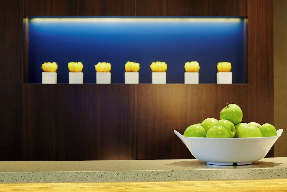 Фото Courtyard by Marriott Boston Natick