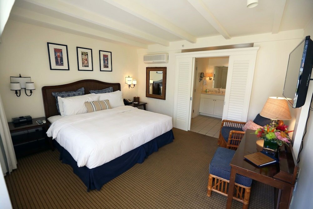 Фото The Pavilion Hotel