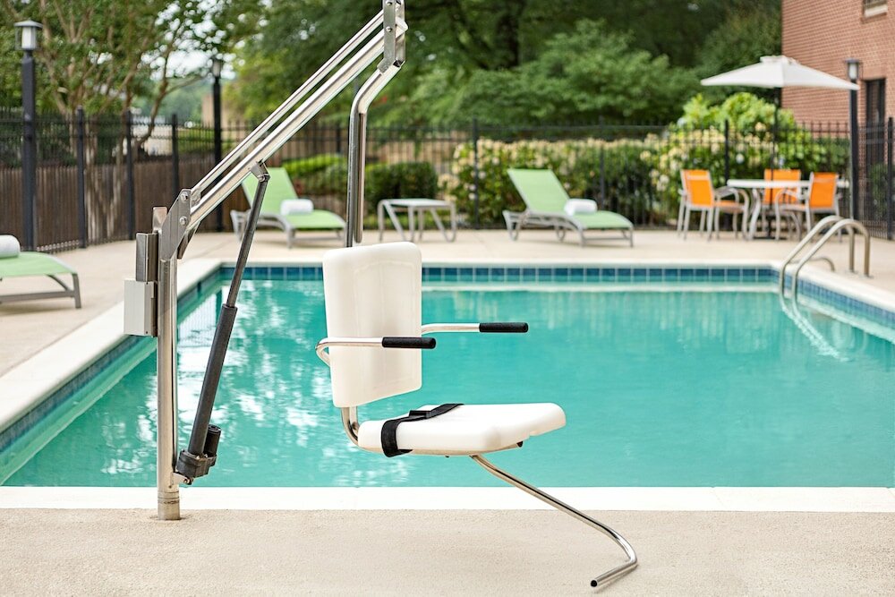 Фото Holiday Inn Express & Suites Greenville - Downtown by Ihg