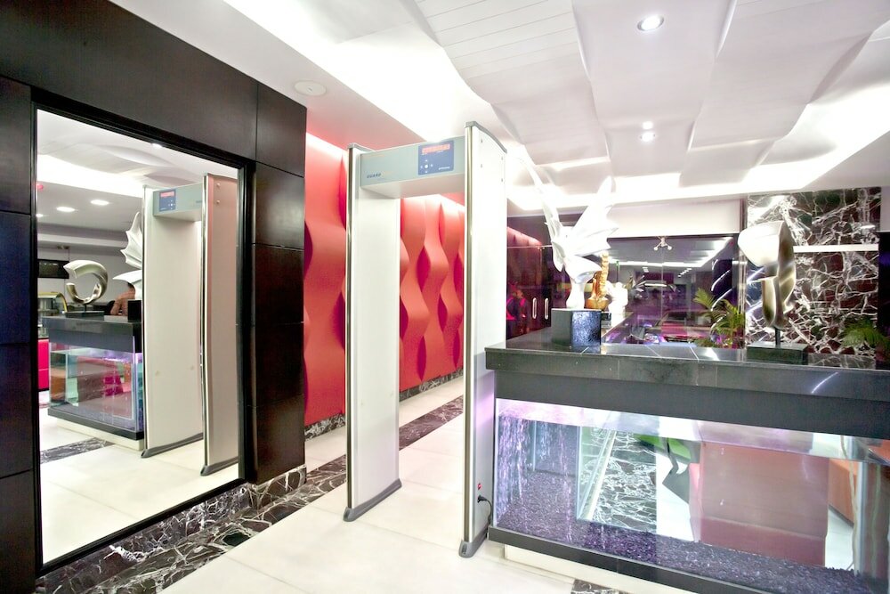 Фото Innotel Luxury Business Hotel